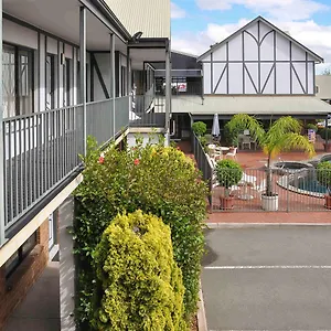 Ibis Styles Manor 4*, Adelaide Australia