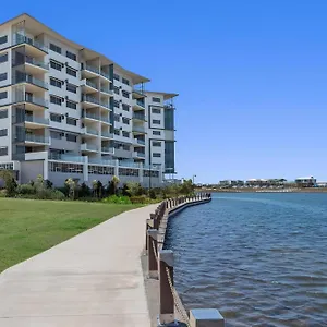 Salt At Oceanside Kawana Waters